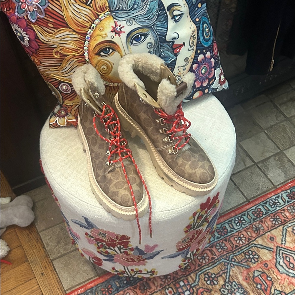Coach Brown Winter Boots with Red Laces